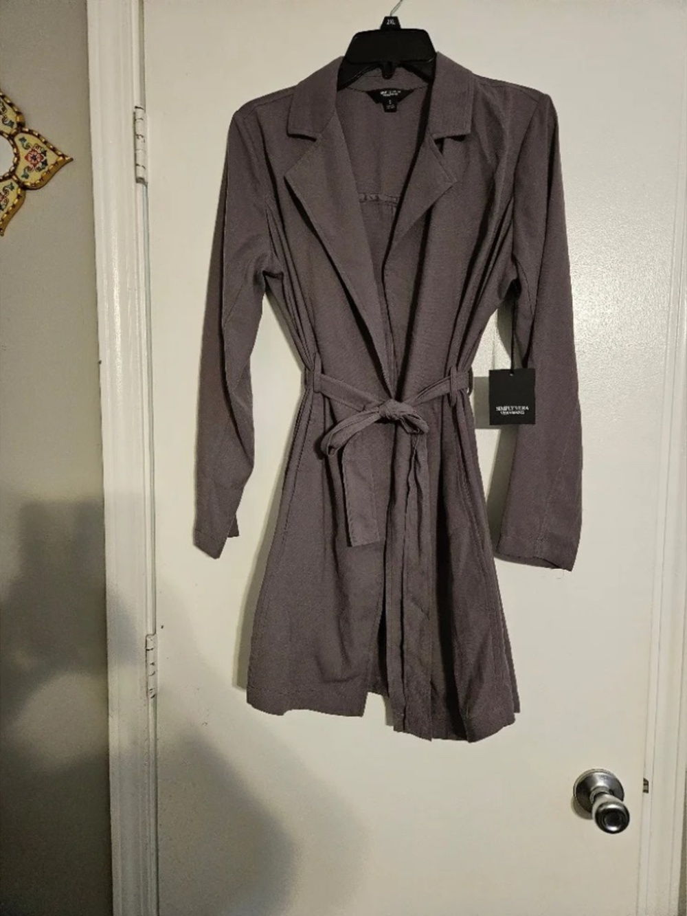 NEW WITH TAG! $72 Retail! Vera Wang Size Small S Gray lightweight Blazer lot6389